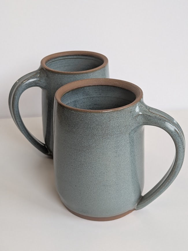Tall mug