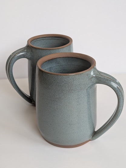 Tall mug